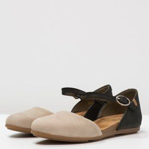 El Naturalista shoes